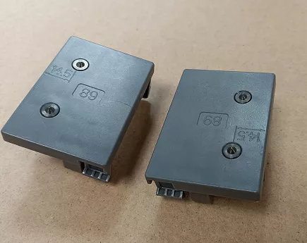 StrongMax 16/18 szablon uchwytu frontu H89/121 uni